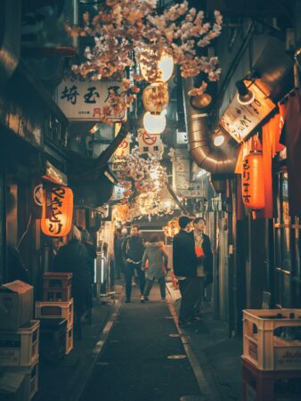 japan-and-china-holidaybay